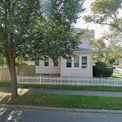 351 Park Ave, Rutherford, NJ 07070