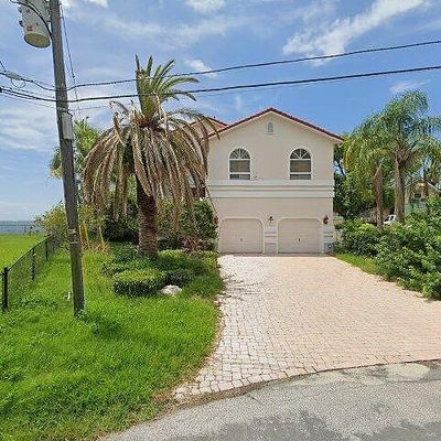 3098 Gulf Winds Cir, Hernando Beach, FL 34607