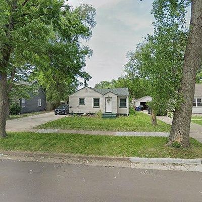 3203 S Norton Ave, Sioux Falls, SD 57105