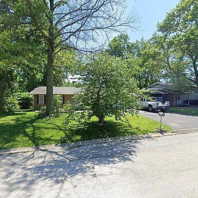 4 Justice Dr, Belleville, IL 62226