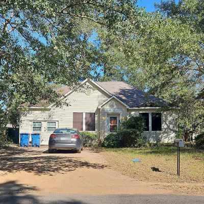 417 E Meredith St, Marshall, TX 75670