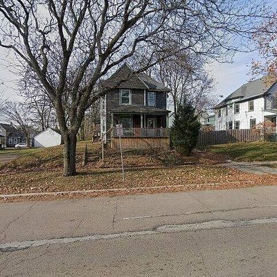 418 Wisconsin Ave, Beloit, WI 53511