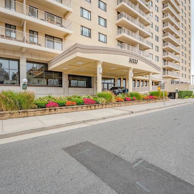 5000 Boardwalk #313, Ventnor, NJ 08406