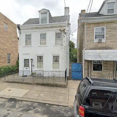 4461 Leiper St, Philadelphia, PA 19124