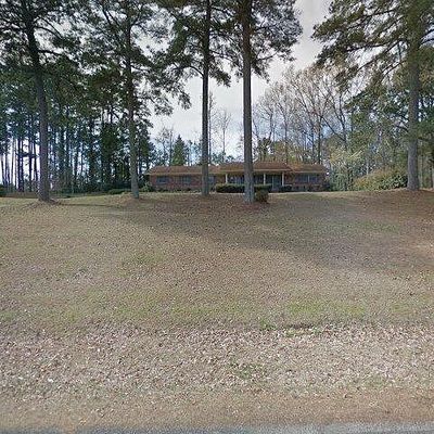 5975 Oak St, Meridian, MS 39305