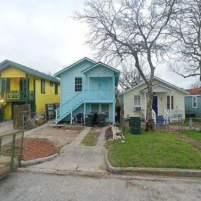 5413 Avenue R 1/2, Galveston, TX 77551