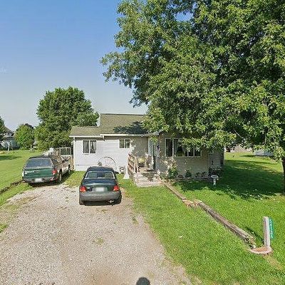 54136 Fisher St, Three Rivers, MI 49093