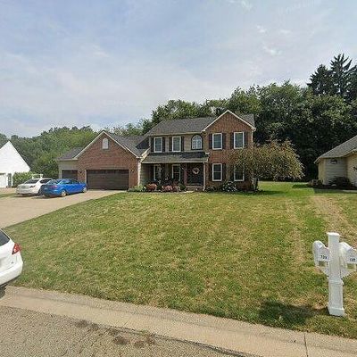 700 Stone Crossing St Ne, Canton, OH 44721