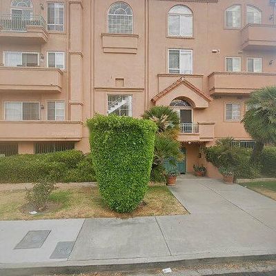 801 Lorraine Blvd #5, Los Angeles, CA 90005