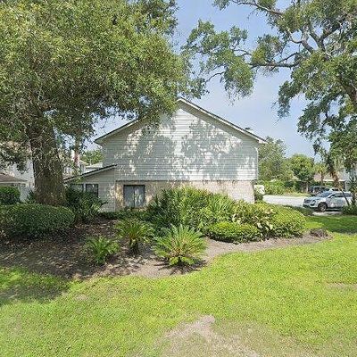 803 Mallery St, Saint Simons Island, GA 31522