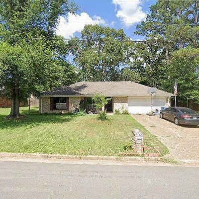 813 Peggy Dr, Whitehouse, TX 75791