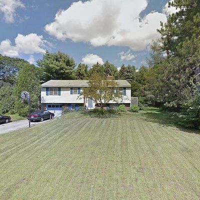 1 Meadowbrook Rd, Brunswick, ME 04011