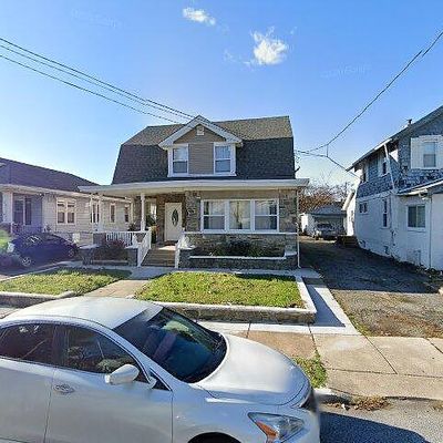 10 W Avon Rd, Brookhaven, PA 19015