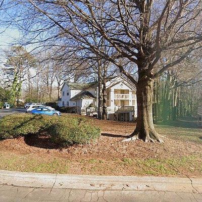 1001 Churchill Downs Ct, Charlotte, NC 28211