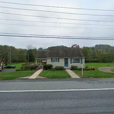 1002 W Philadelphia Ave, Boyertown, PA 19512