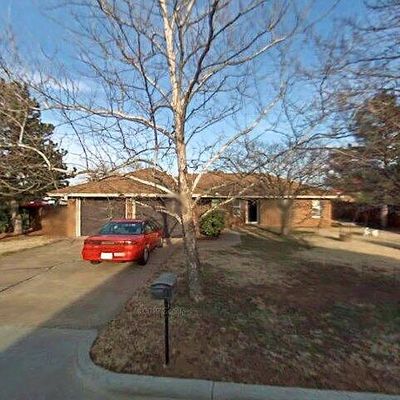 1006 S Ohio St, Hobart, OK 73651