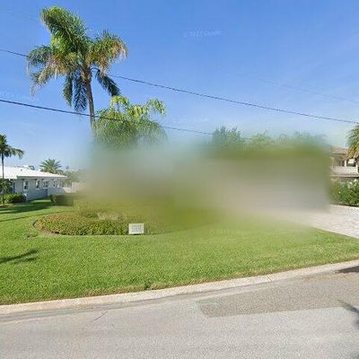 10088 Paradise Blvd, Treasure Island, FL 33706