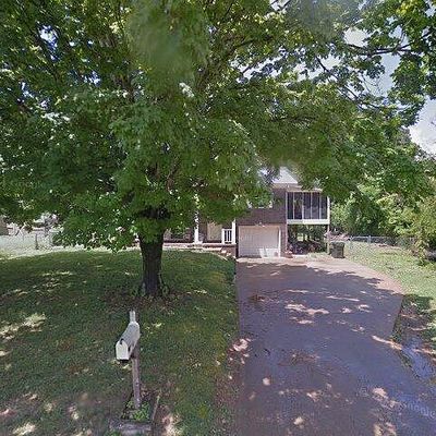 7203 Sterling Rd, Hixson, TN 37343