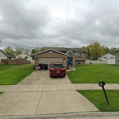 7245 Kestrel St, Hobart, IN 46342