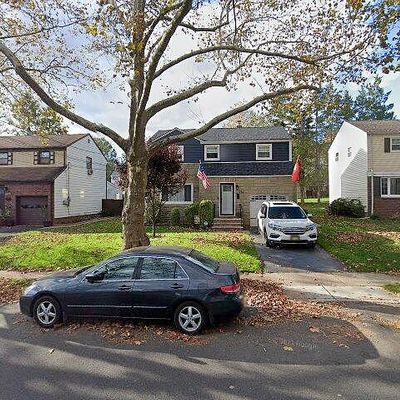 752 Redmond St, Teaneck, NJ 07666