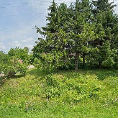 7711 Marken Rd, Valders, WI 54245