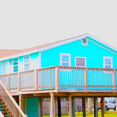 1061 N Sage Road, Crystal Beach, TX 77650