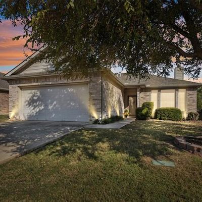 1064 Appaloosa Circle, Fort Worth, TX 76179