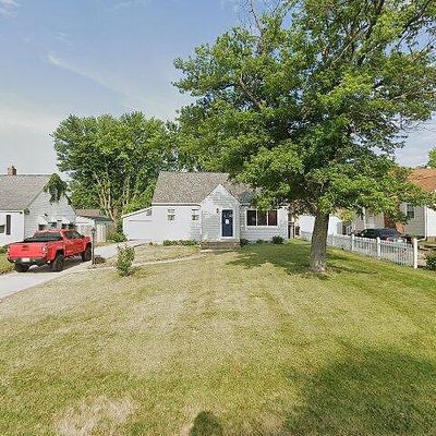 107 Sunrise Ave, East Peoria, IL 61611