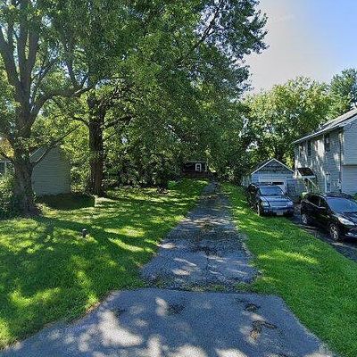 107 W Molloy Rd, Syracuse, NY 13211