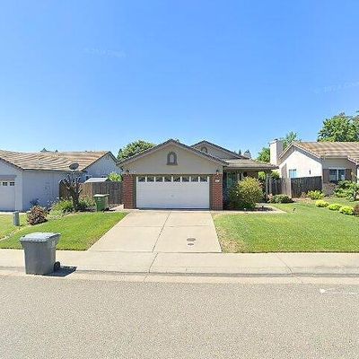 1075 Rathbone Cir, Folsom, CA 95630