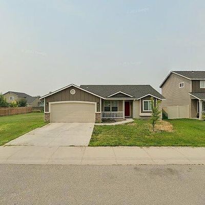 1075 S Threave Ave, Kuna, ID 83634