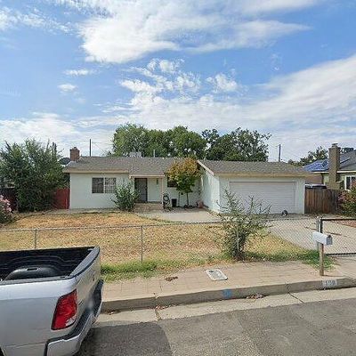 108 E Lewis St, Madera, CA 93637