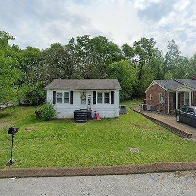 108 Westview Dr, Columbia, TN 38401