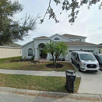 10805 Breaking Rocks Dr, Tampa, FL 33647