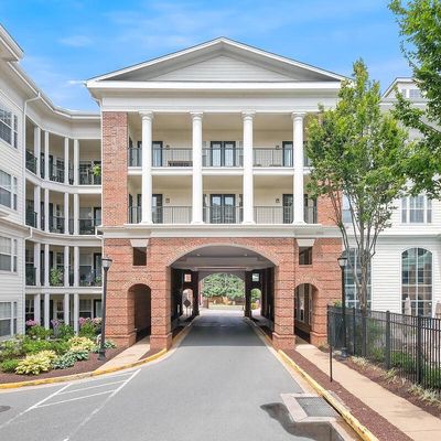 11 Arch Pl #473, Gaithersburg, MD 20878