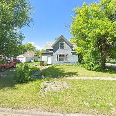 110 N 3 Rd St, Drayton, ND 58225