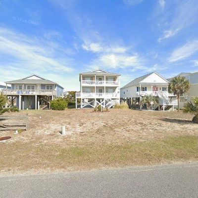 110 W Dolphin Drive Oak Island, Island, NC 28465