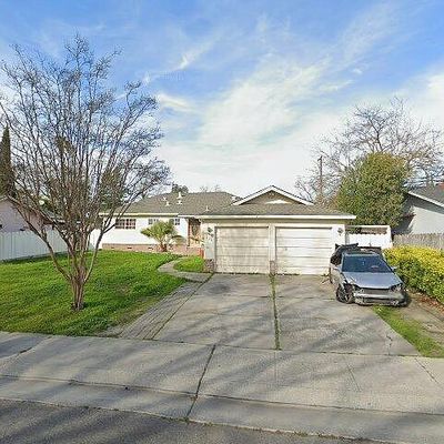 111 W Loretta Ave, Stockton, CA 95207