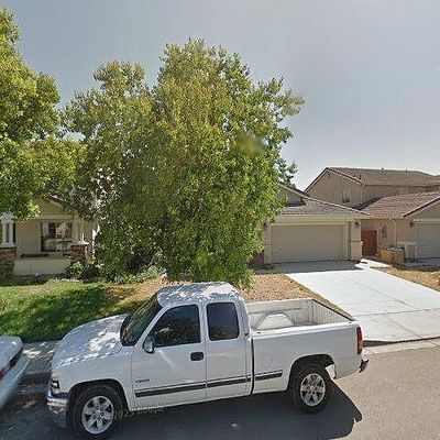 1110 Blue Heron Dr, Patterson, CA 95363