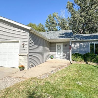 1113 Summit Way, Sauk Rapids, MN 56379