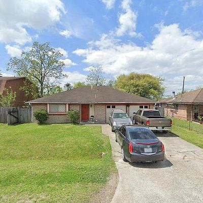 1115 Greencroft St, Channelview, TX 77530