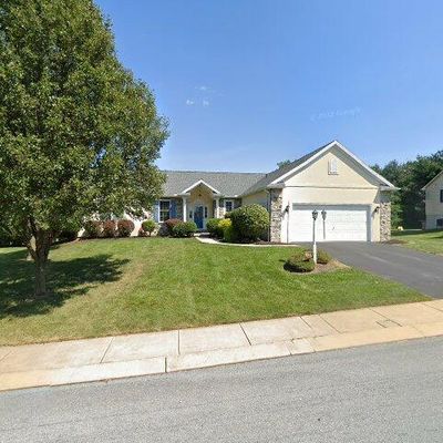 112 Round Hill Ln, Lancaster, PA 17603