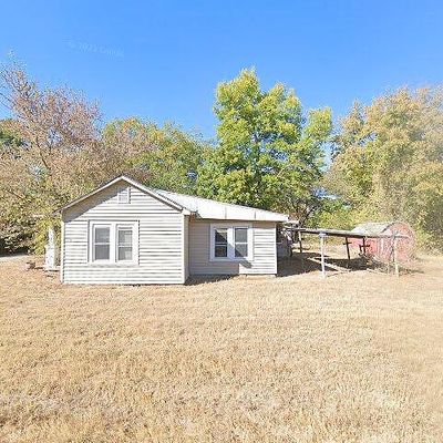 112 W Madison St, Henryetta, OK 74437