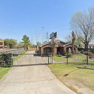 11209 Verano St, Houston, TX 77029