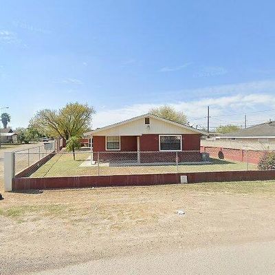 1121 N Efren Ramirez Ave, Roma, TX 78584