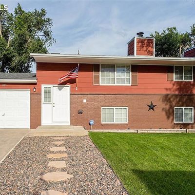 1129 Nez Perce Dr, Colorado Springs, CO 80915