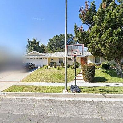 10111 Casaba Ave, Chatsworth, CA 91311