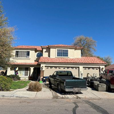 1012 E Rosebud Dr, San Tan Valley, AZ 85143