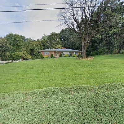 1018 Hibriten Dr Se, Lenoir, NC 28645