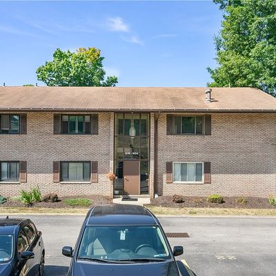 1023 Sanlin Dr, Coraopolis, PA 15108